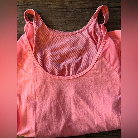 Tangerine Women's Coral Active Layered Tank Top Shirt Size Large - Picture 6 of 8
